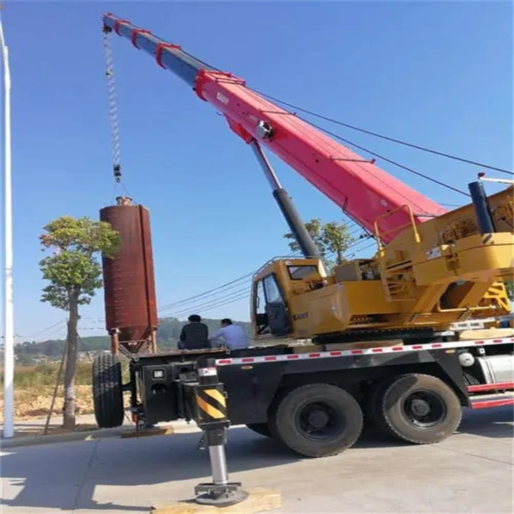 无锡新吴专业吊车租赁多少钱