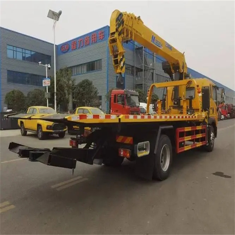 无锡新吴附近小随车吊出租电话，轻松解决搬运烦恼