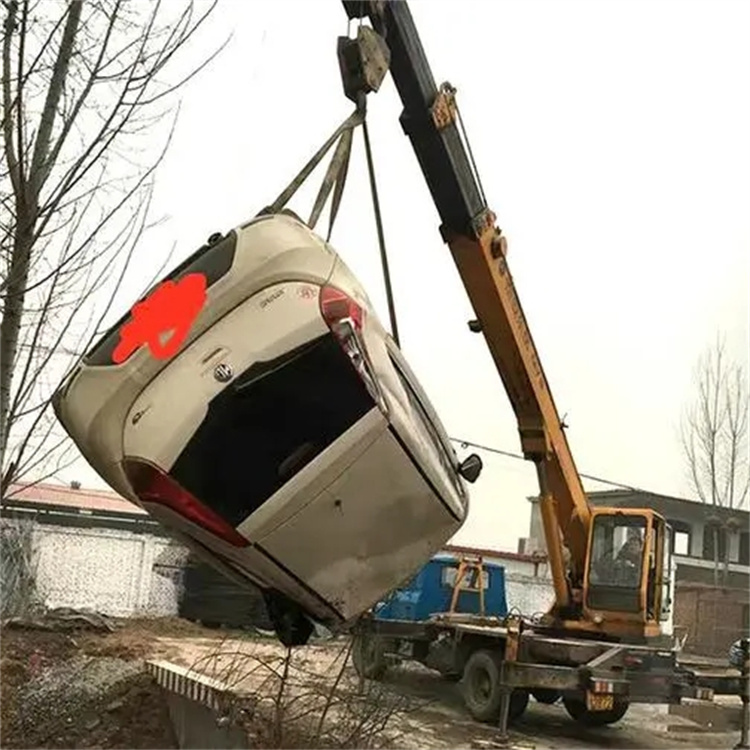 无锡新吴随时待命，吊车24小时道路救援服务全解析